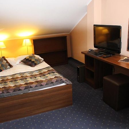 Hotel Colnus Kolno  Luaran gambar